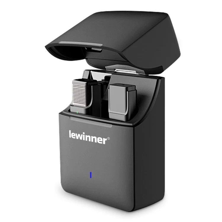 The Lewinner Wireless Bluetooth Microphone